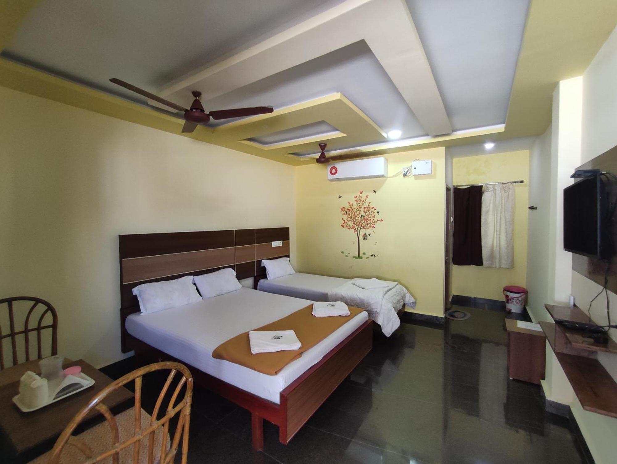 Sri Murugan Beach Paradise Hotel Mahabalipuram Exterior foto