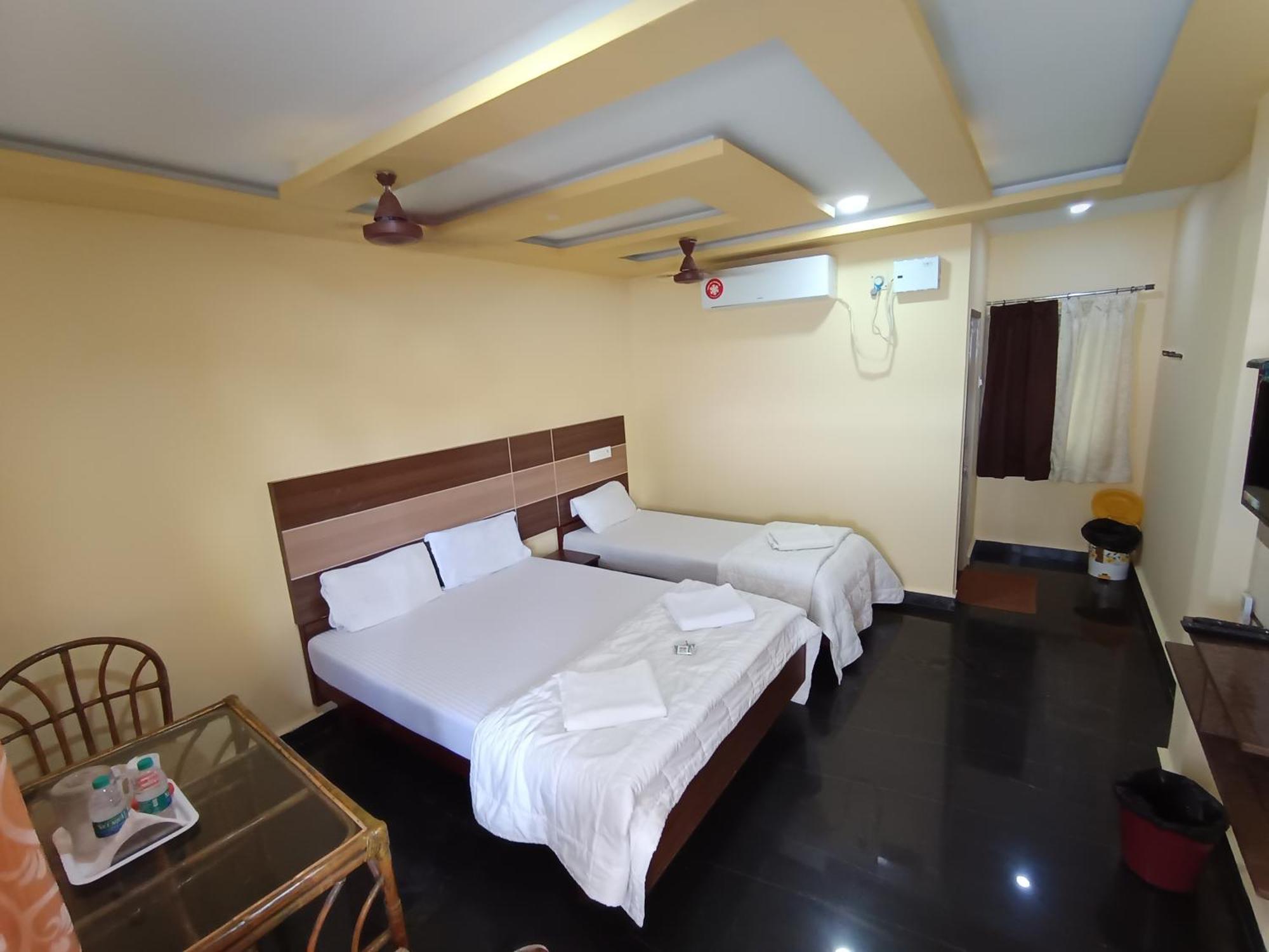 Sri Murugan Beach Paradise Hotel Mahabalipuram Exterior foto