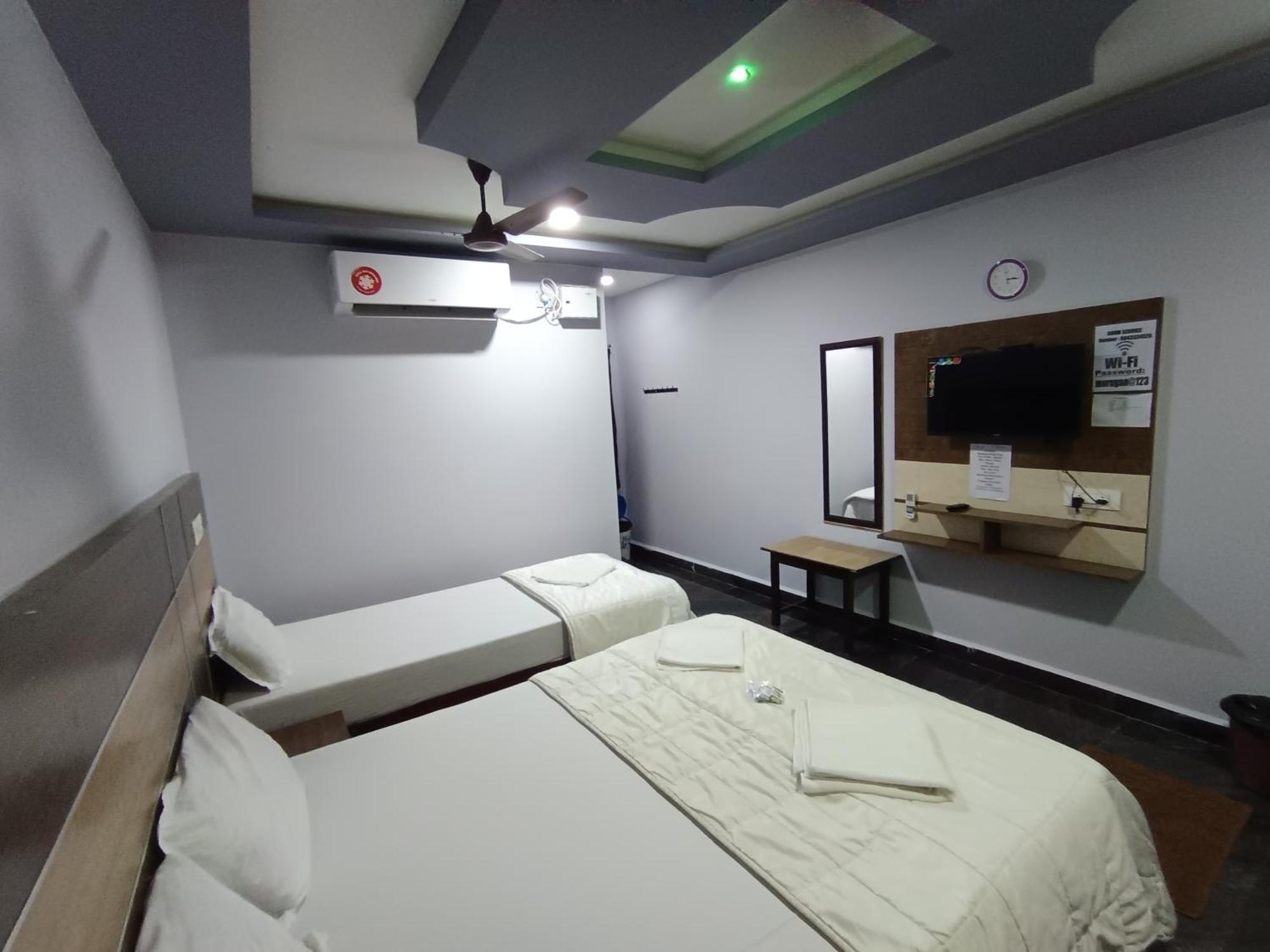 Sri Murugan Beach Paradise Hotel Mahabalipuram Exterior foto