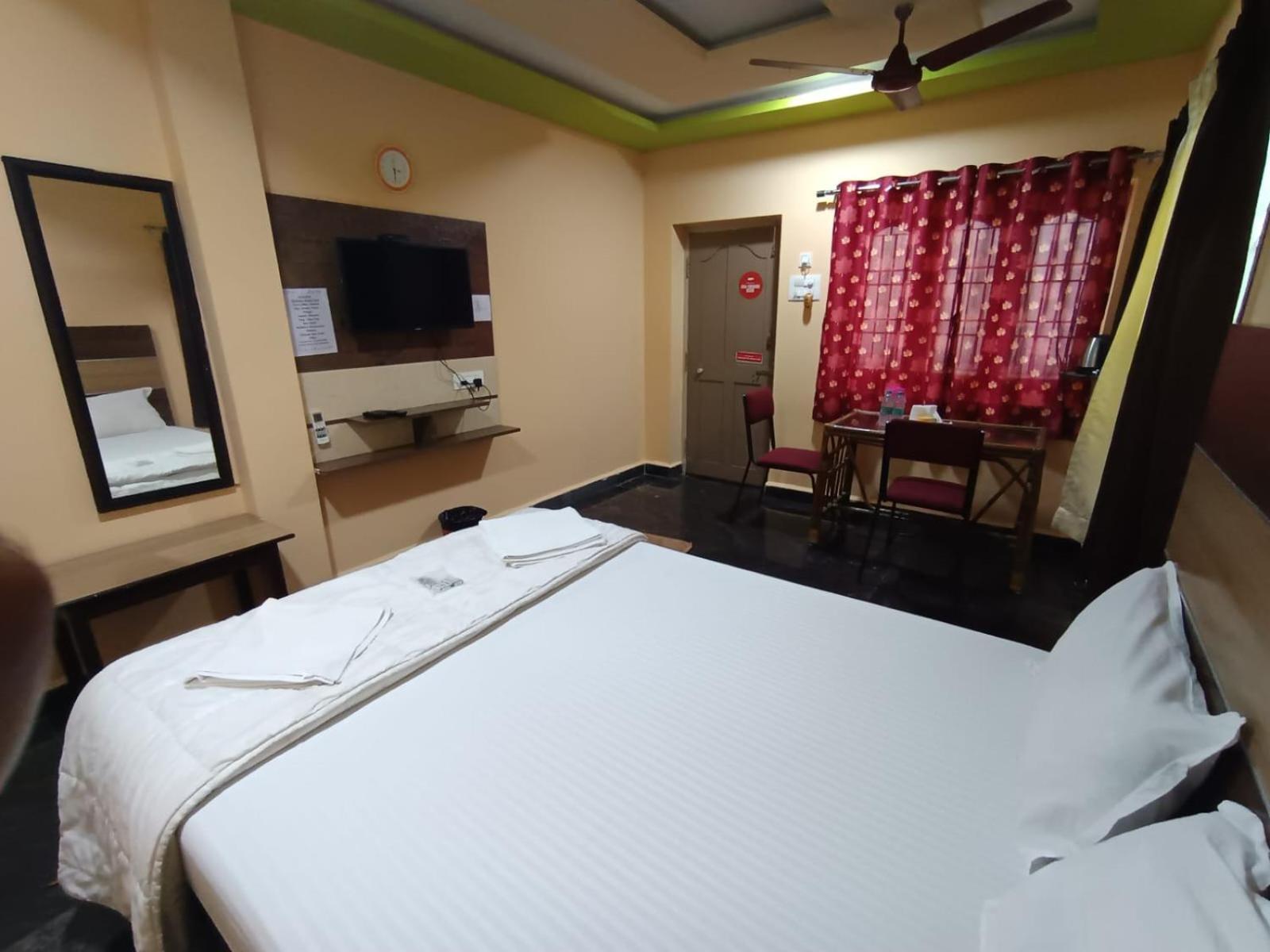 Sri Murugan Beach Paradise Hotel Mahabalipuram Exterior foto