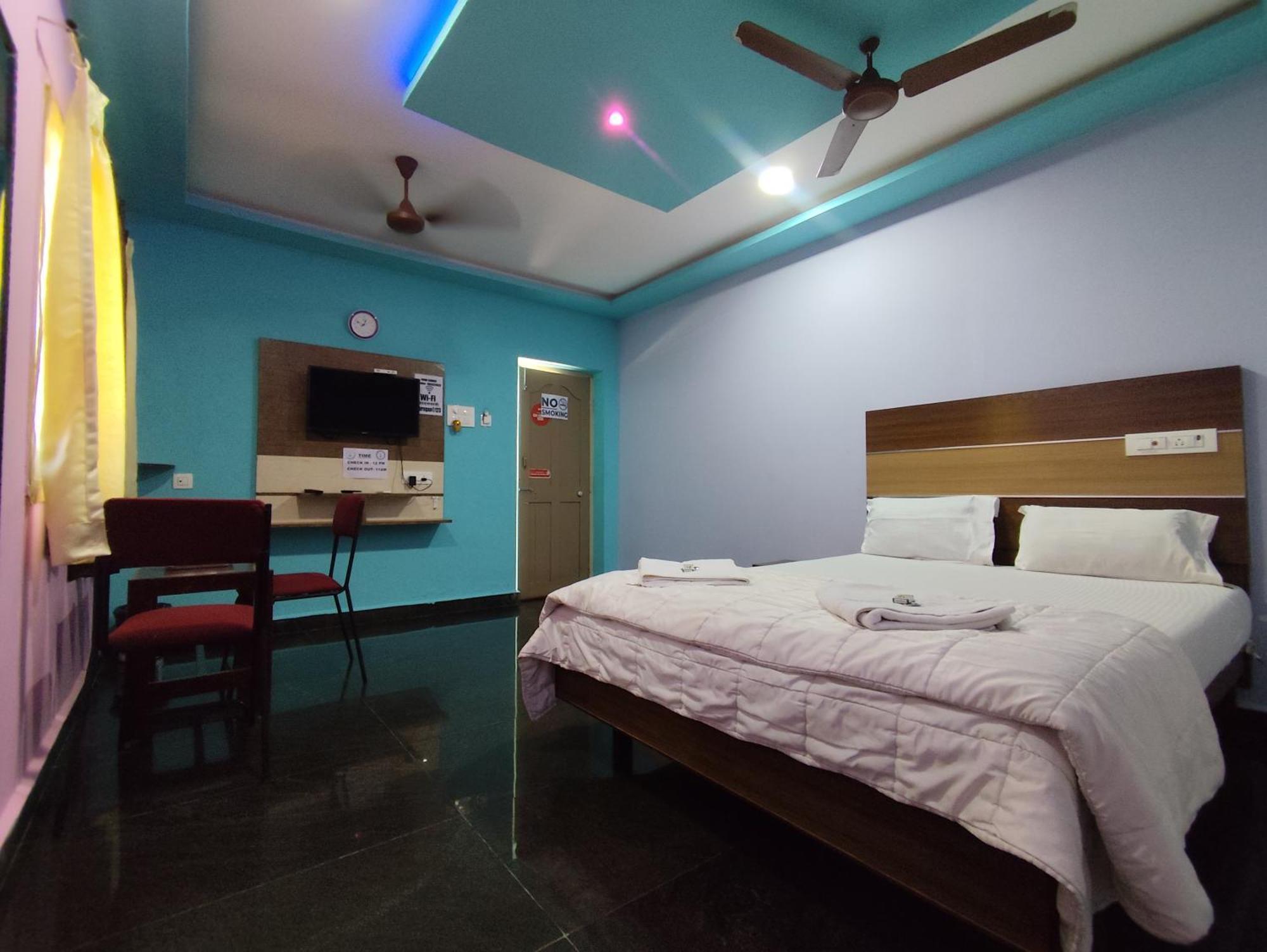 Sri Murugan Beach Paradise Hotel Mahabalipuram Exterior foto